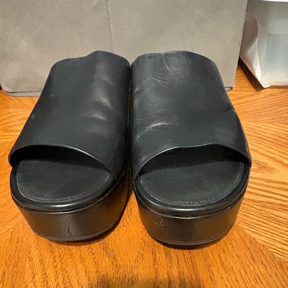 Fitflop platform sandal size 7